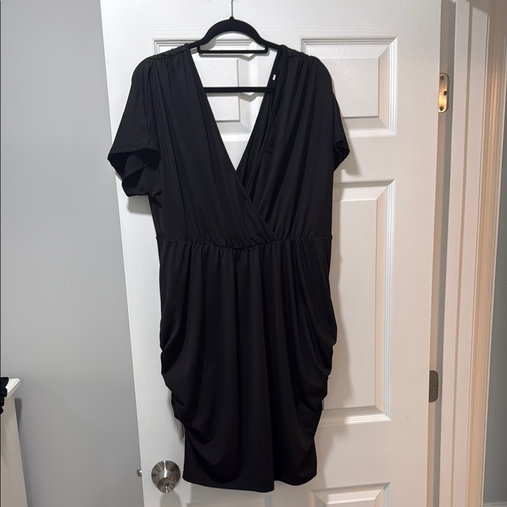 SHEIN Black Dolman Sleeve V-Neck Sheath Mini Dress